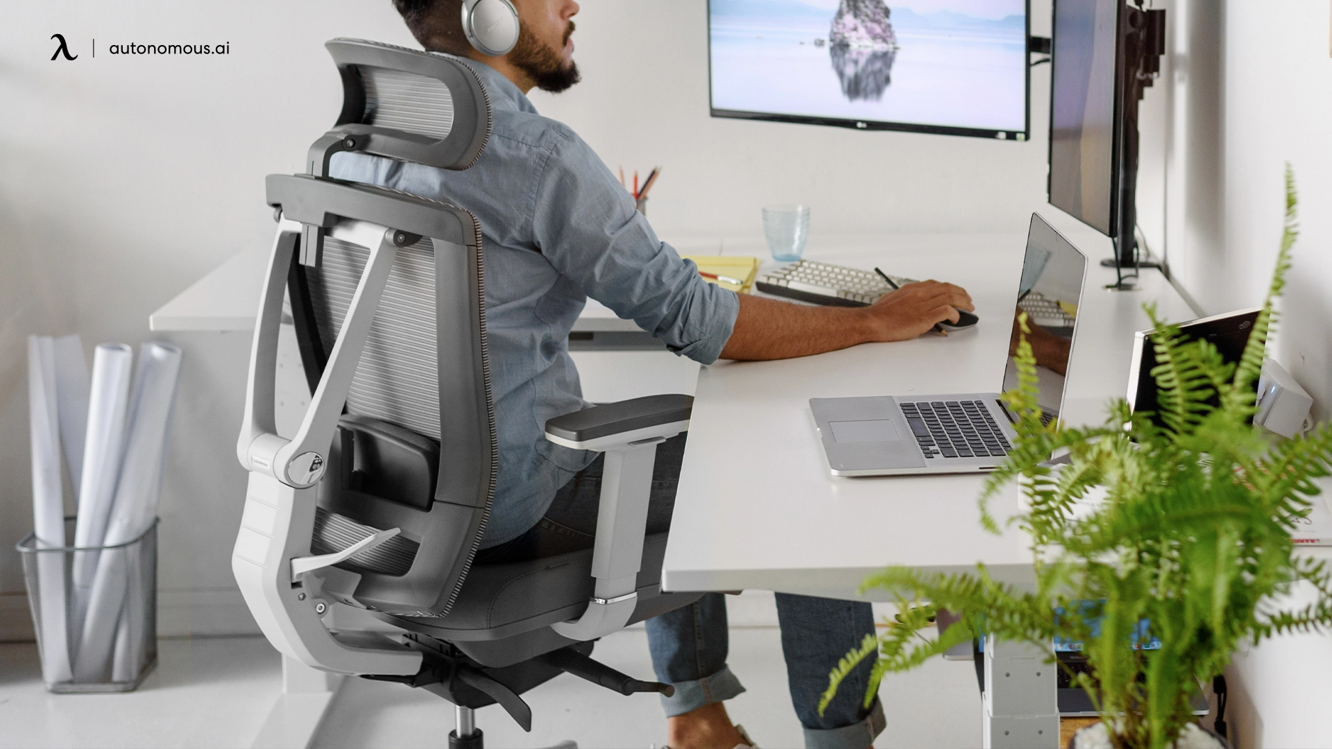Office Chairs: A Haven for Lumbar Support 