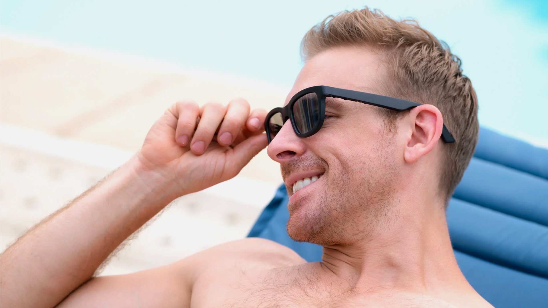 Dusk — the world's first electrochromic smart sunglasses