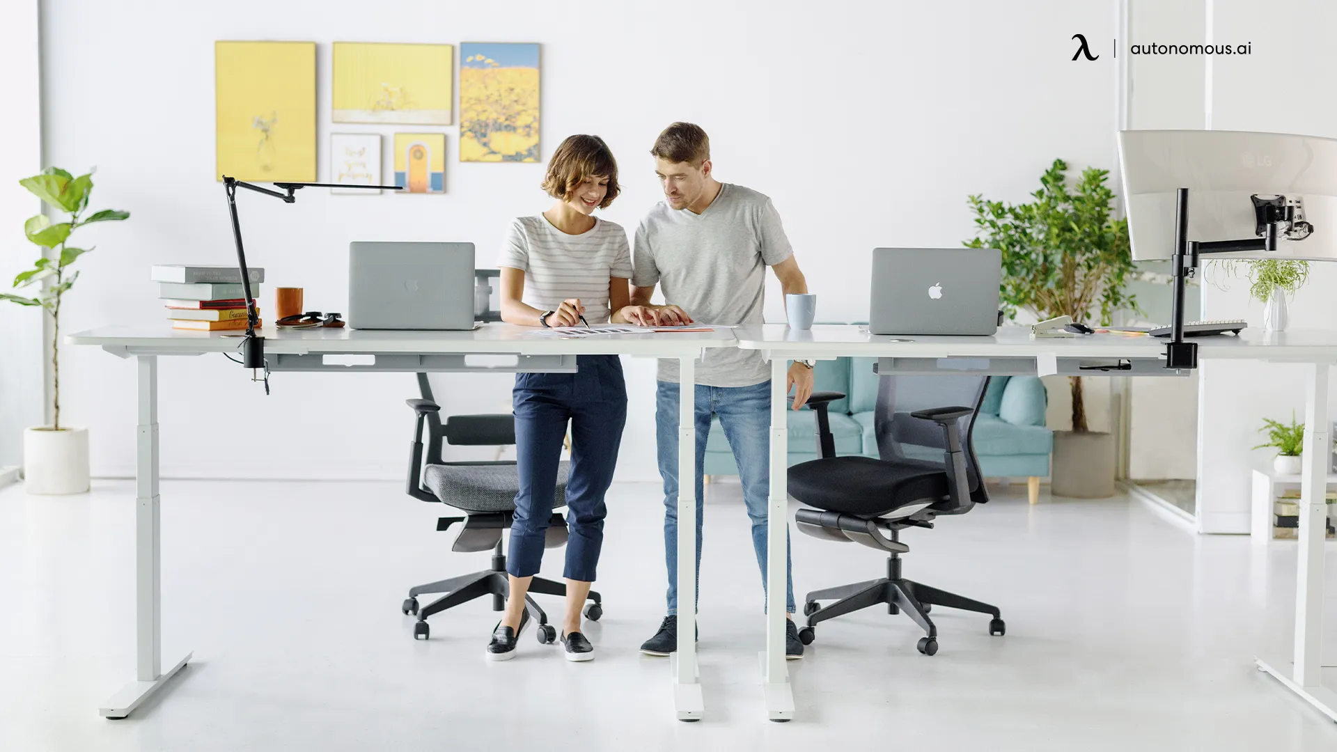 Proper Work Desk in Promoting Good Posture