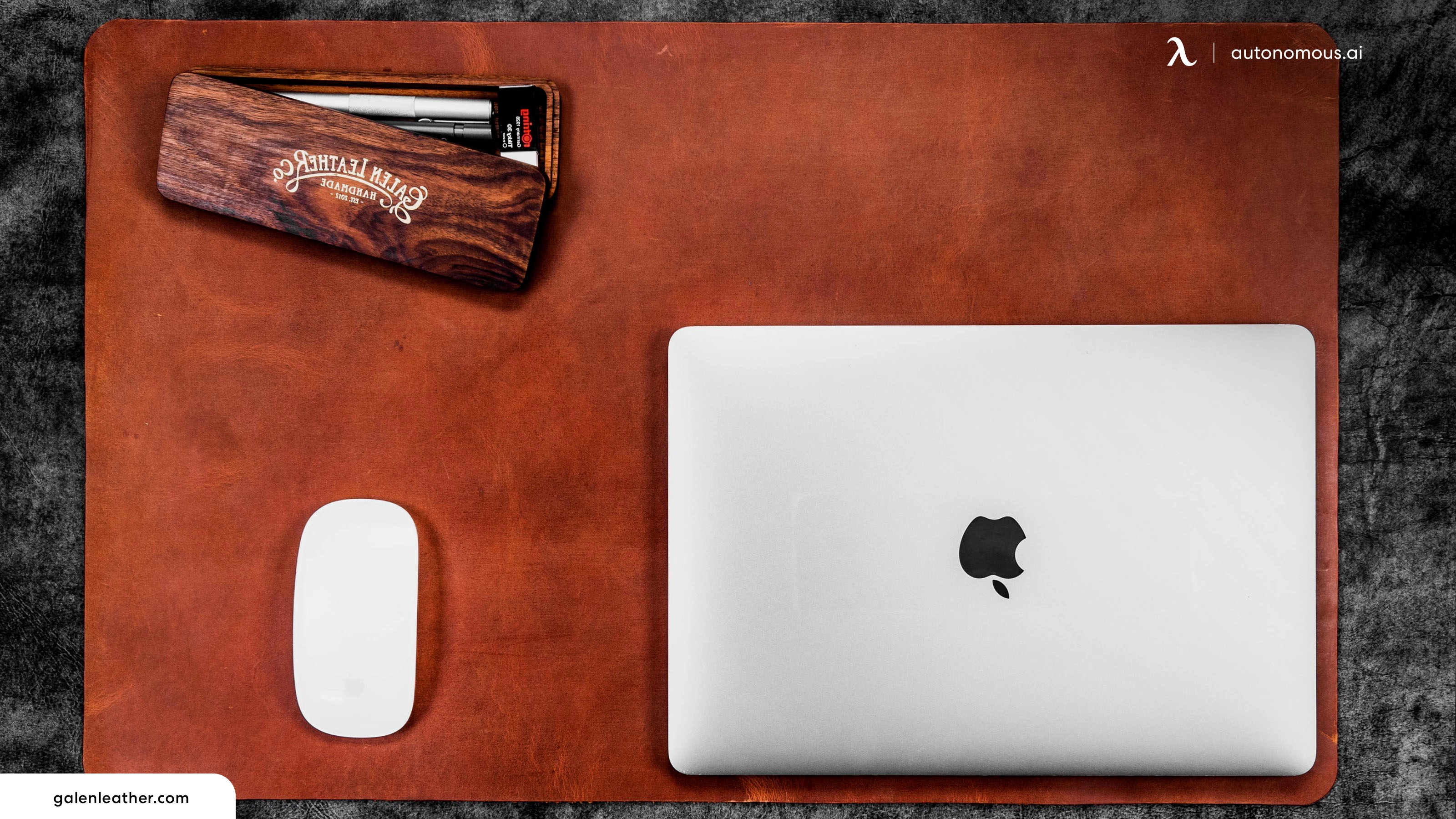 Are You Looking for a Leather Desk Blotter? 10+ Awesome Options