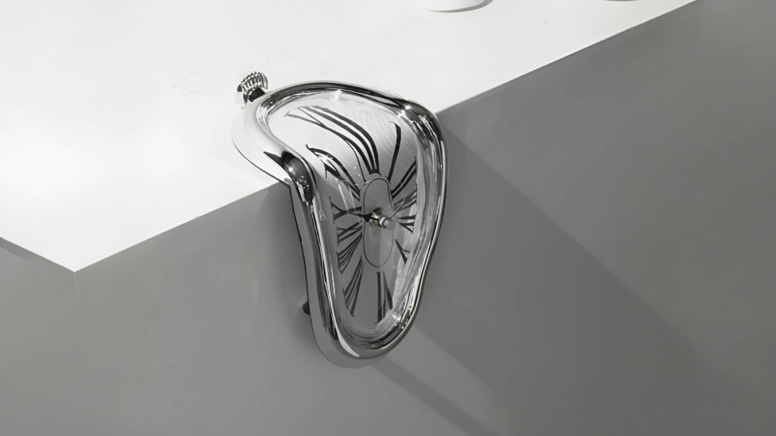 Lamp Depot DALI Melting Clock: Salvador Dalí Inspiration