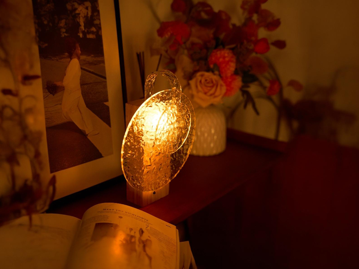 Lamp Depot Projector Table Lamp: Ocean Wave