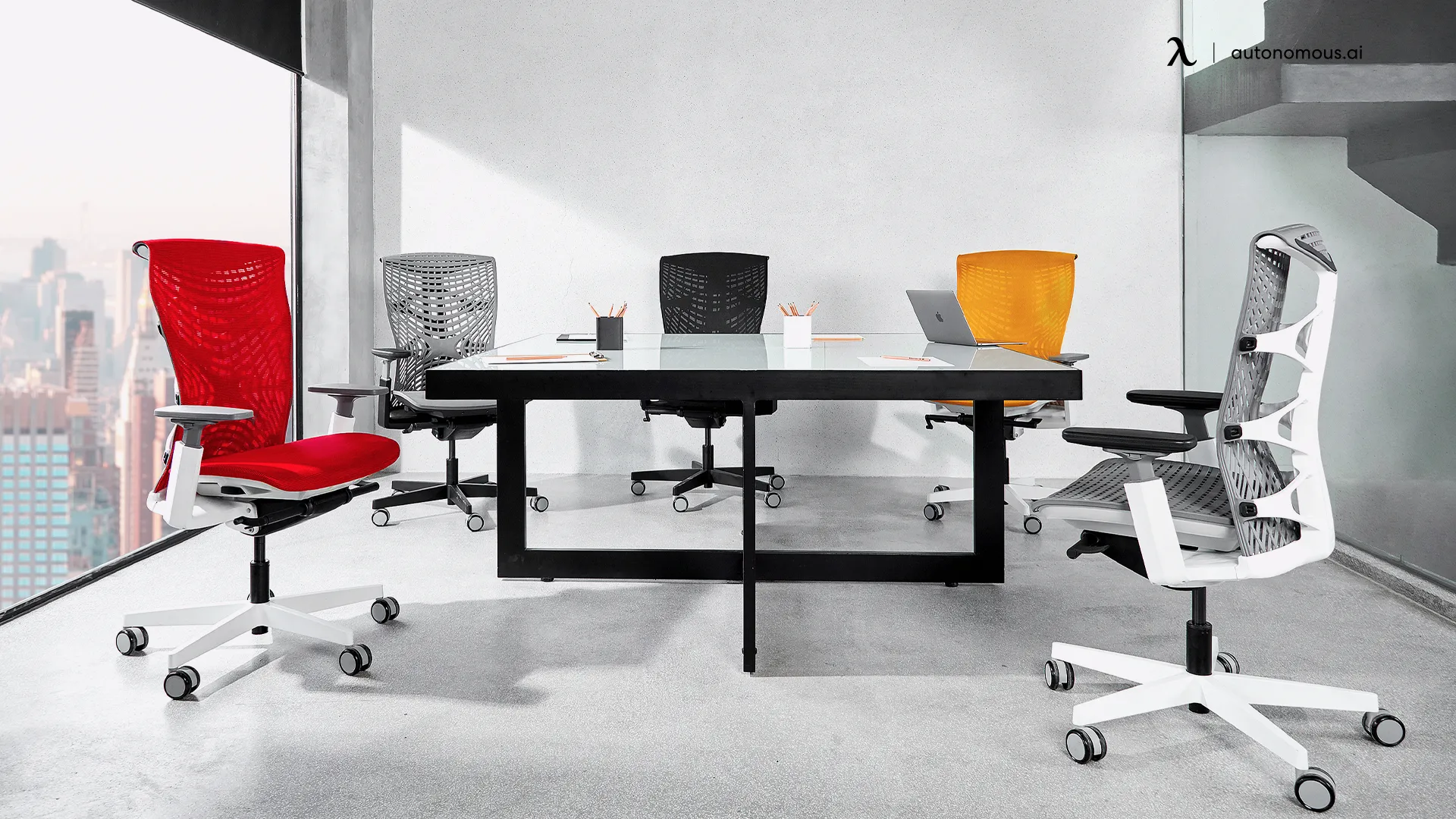 How to Pick the Right Office Furniture in Miami?