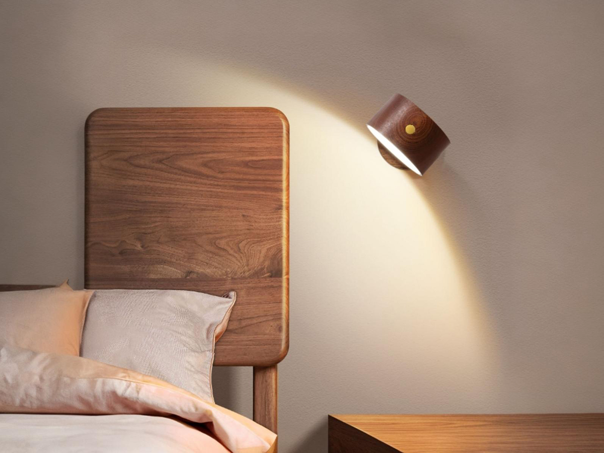 Lamp Depot Wall Light: Magnetic