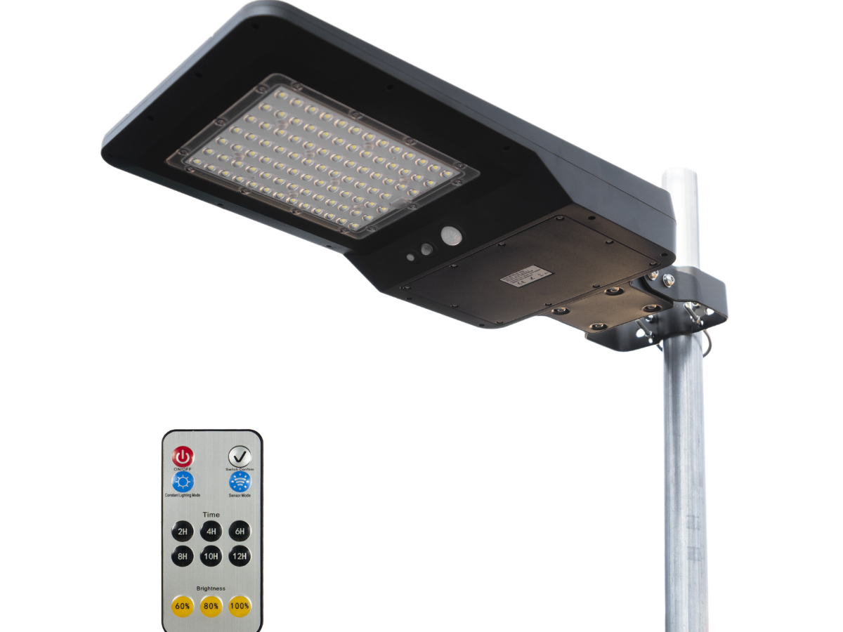 Wagan Solar + LED Floodlight 4800 w/remote