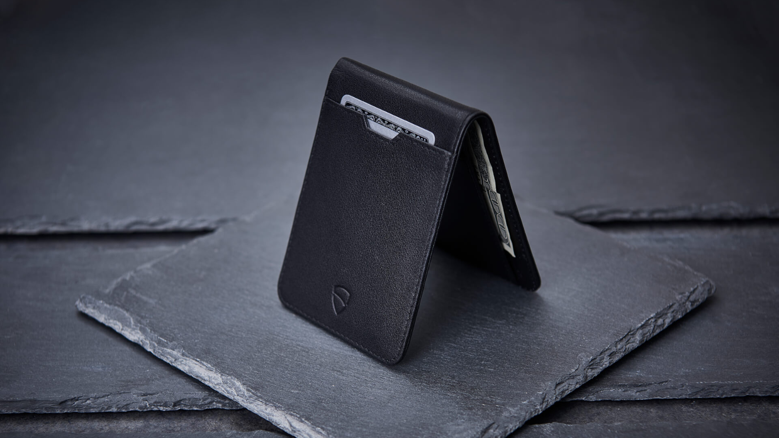 Vaultskin CHELSEA: Slim Leather Wallet for Front Pocket - RFID-Blocking 
