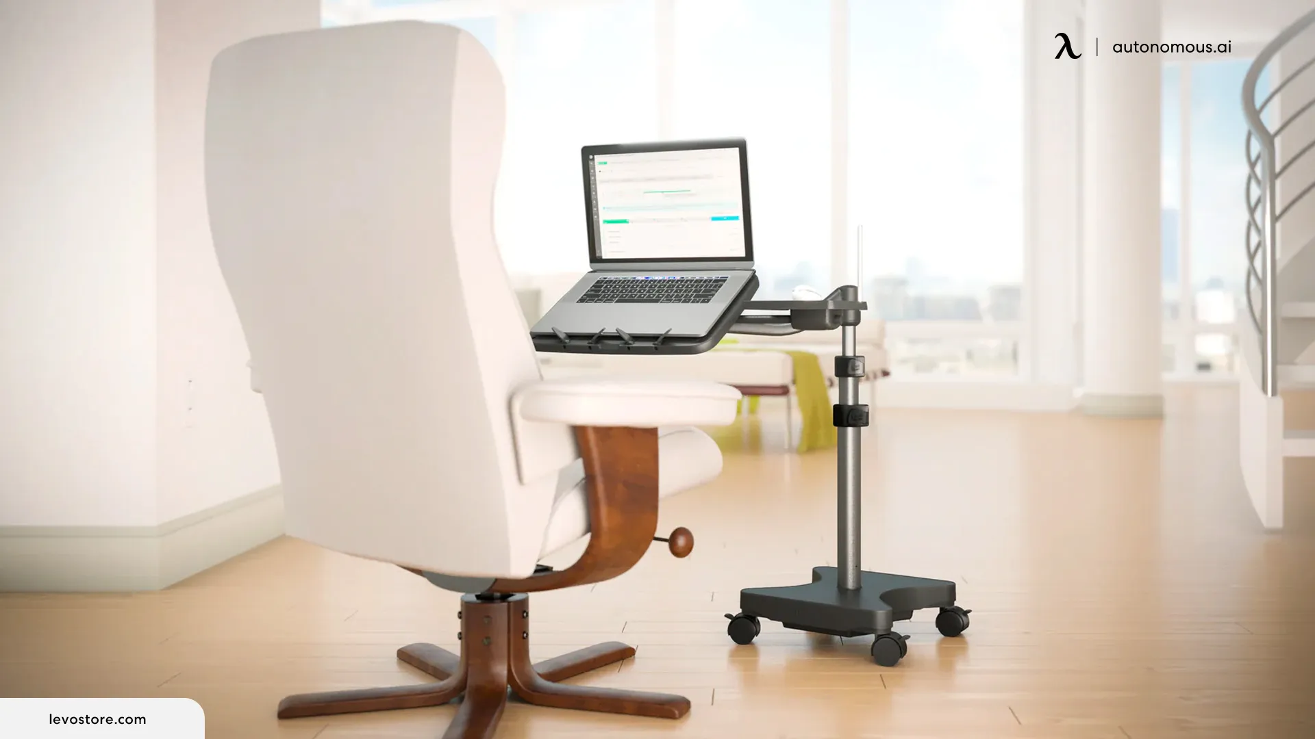 Chair with deals laptop tray