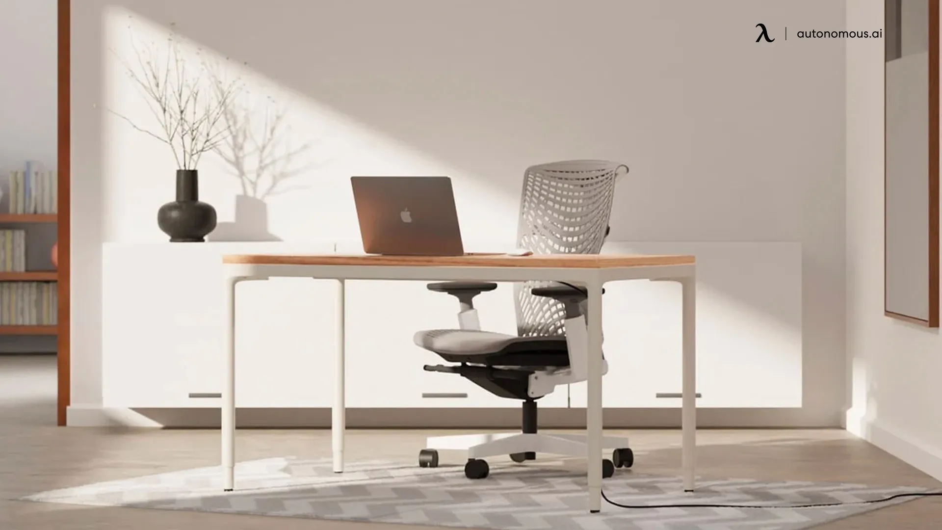 The Best 4-Leg Standing Desks For Offices In 2024