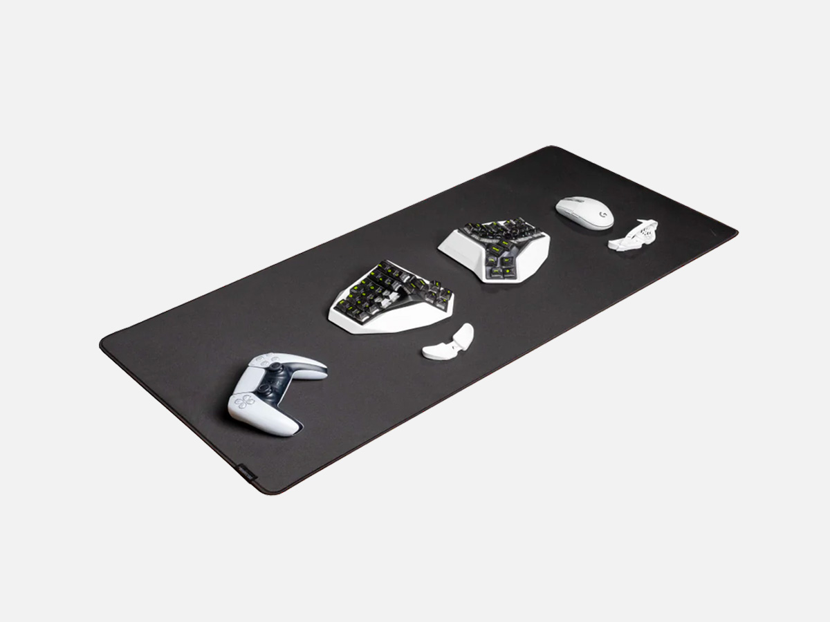 Deltahub Gaming Desk Pad