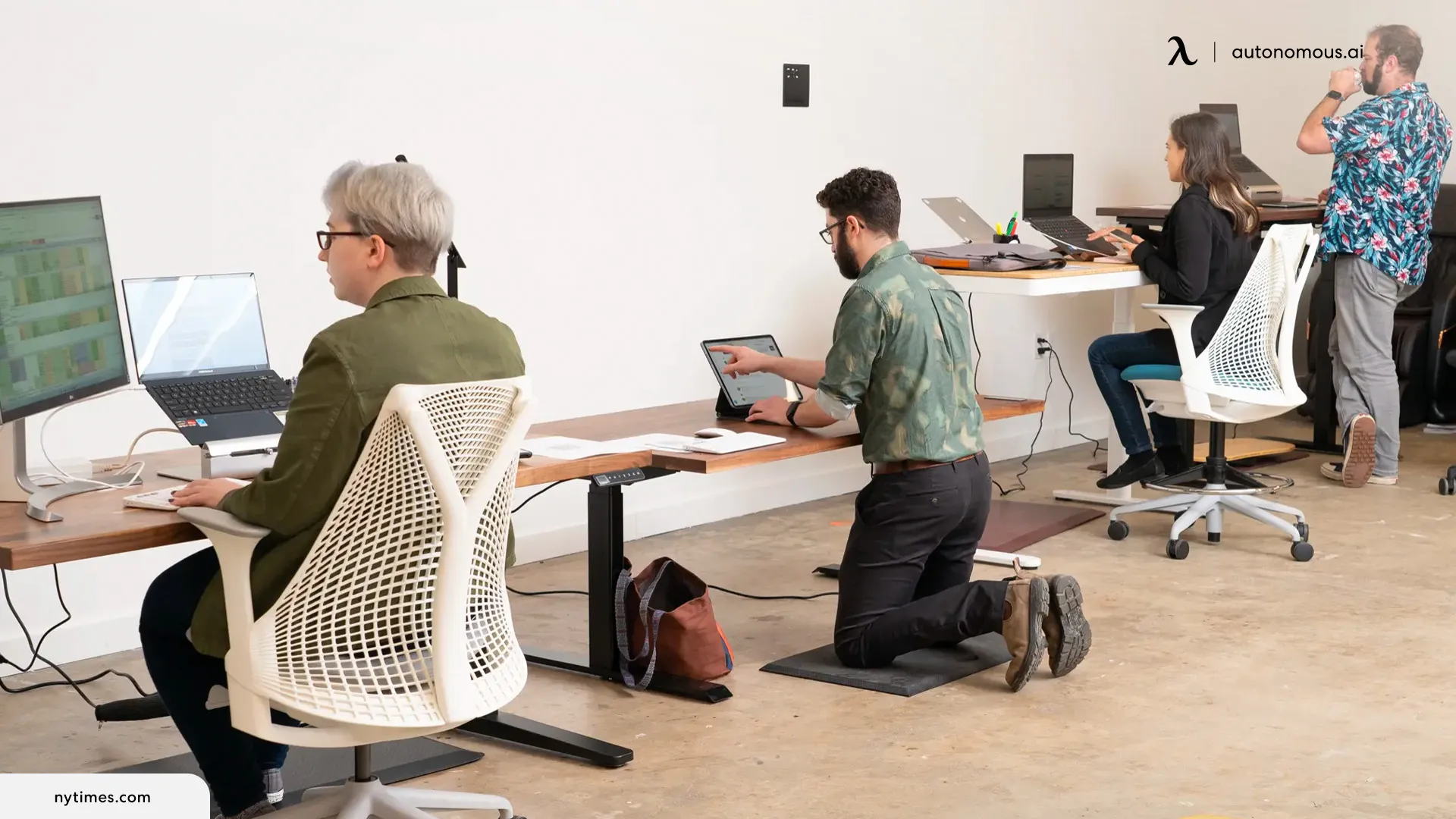 Autonomous desk one leg not deals working