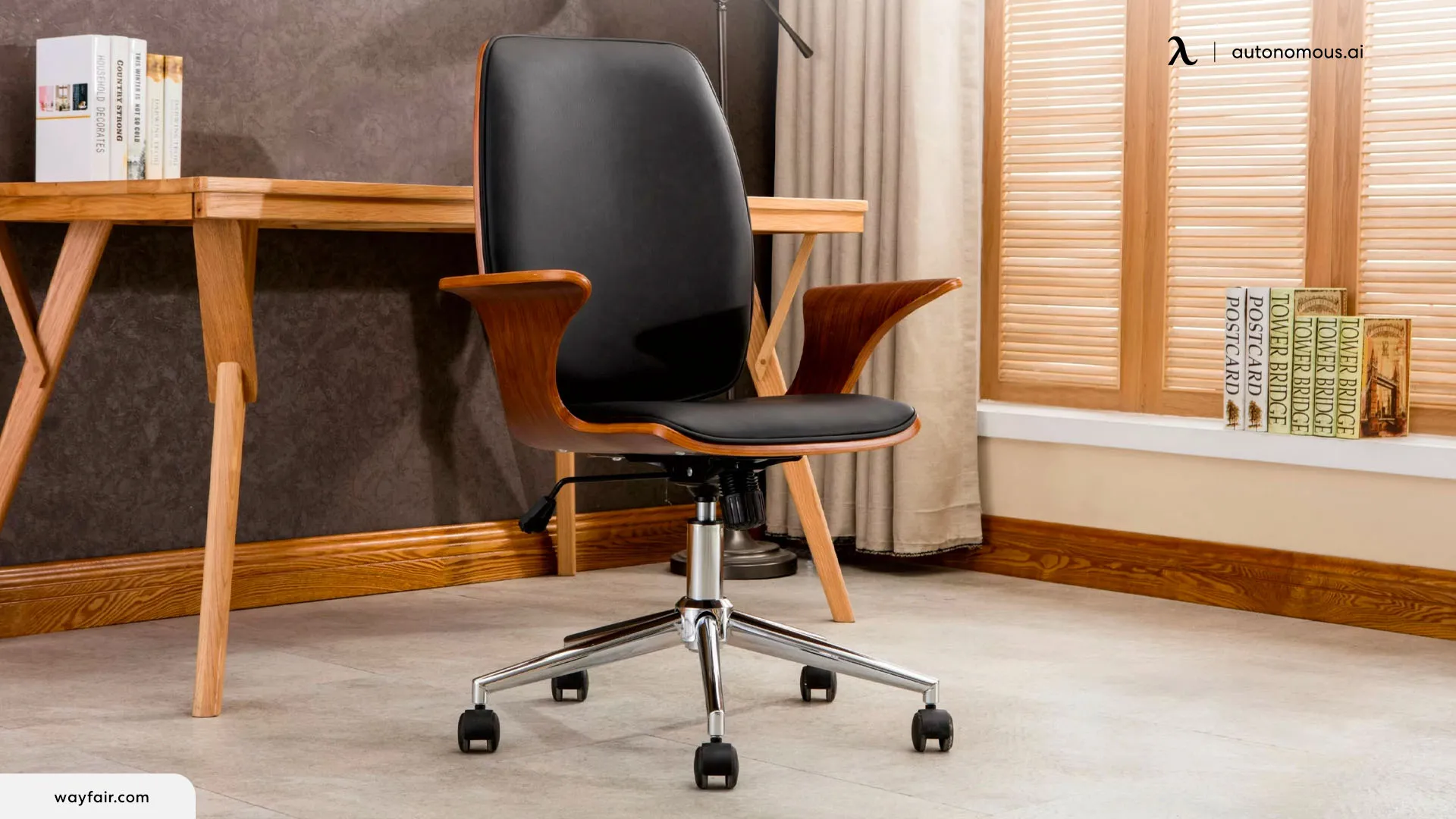 Pros and Cons of Plush Leather Office Chair