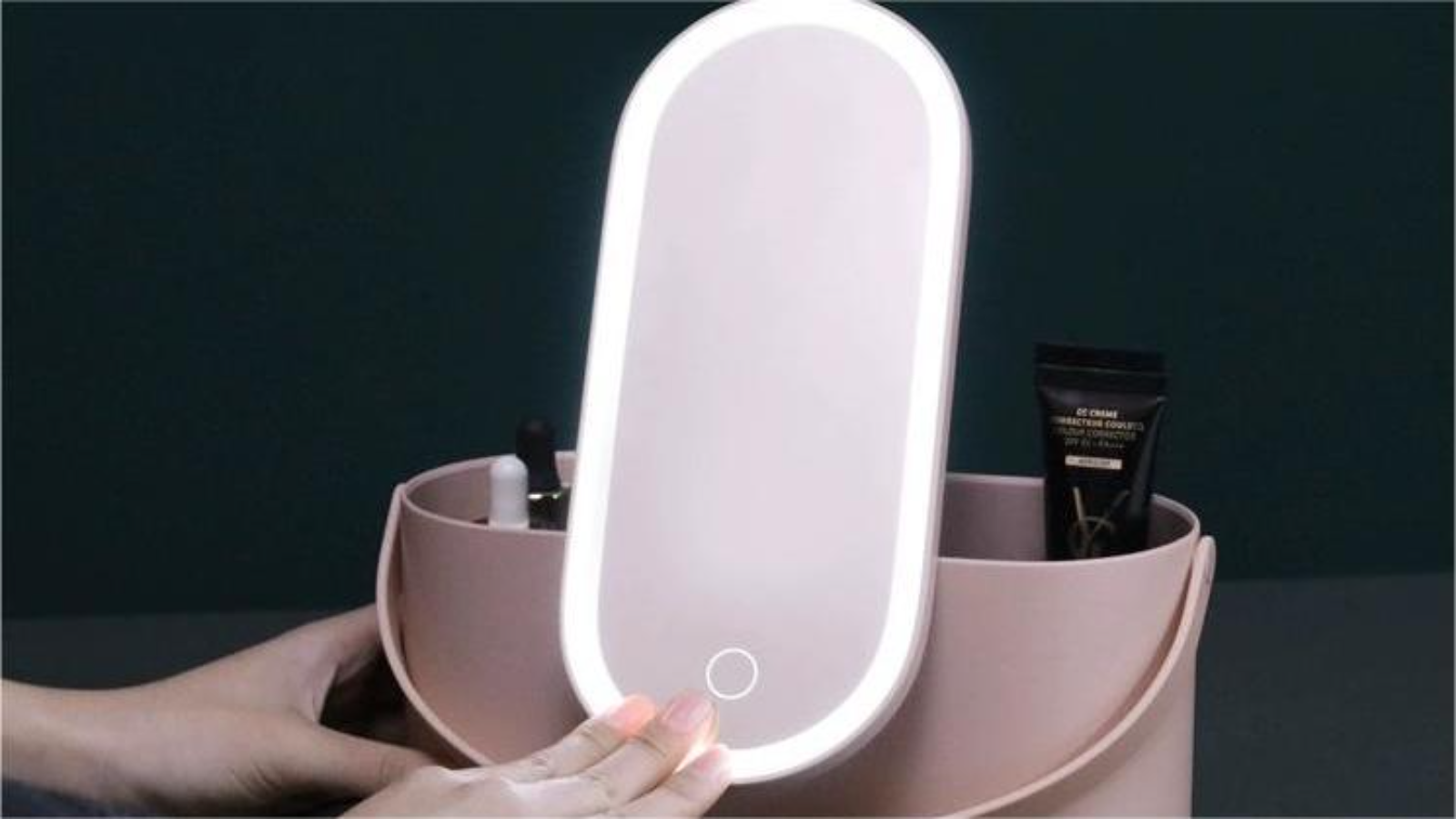 Moody Mouse LED Makeup Mirror - Daylight Portable Case