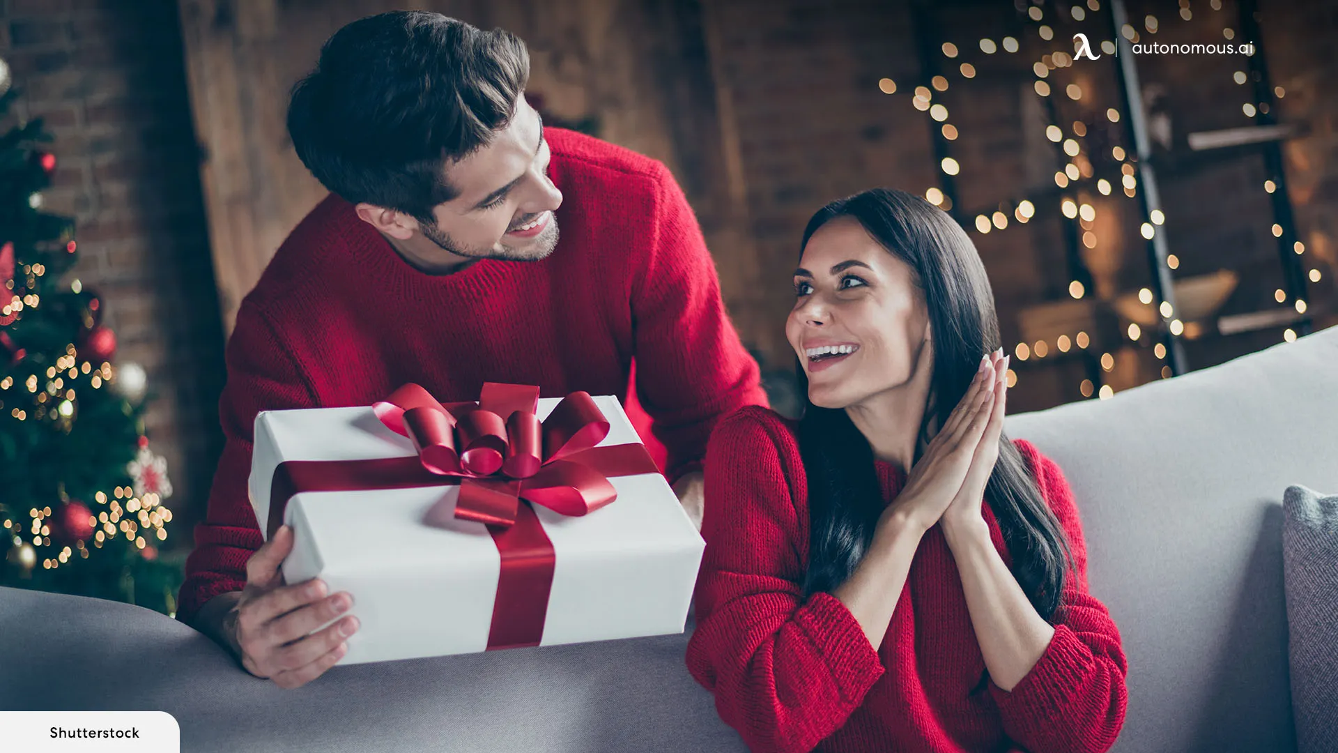Top Heartwarming Xmas Gifts for Your Girlfriend in 2024