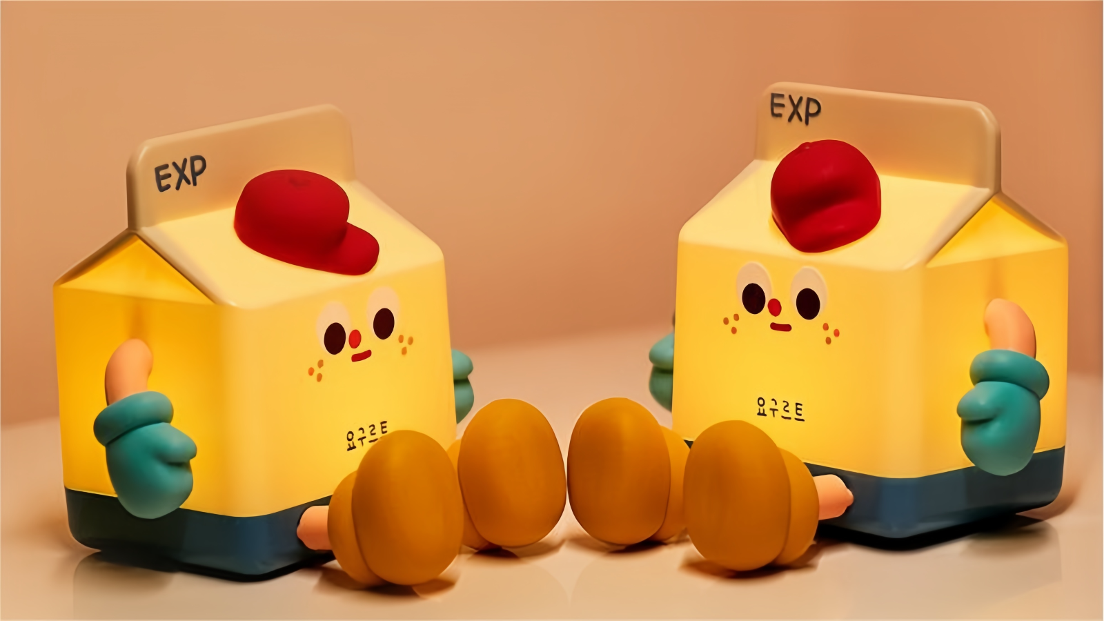 Moody Mouse Milk Carton Night Light & Phone Stand - Functional Decor