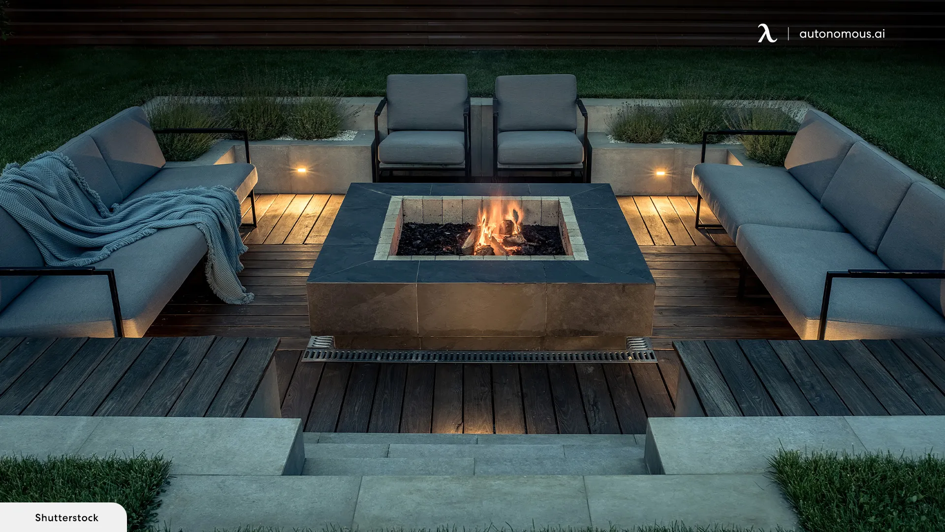 Outdoor Fireplaces and Fire Pits