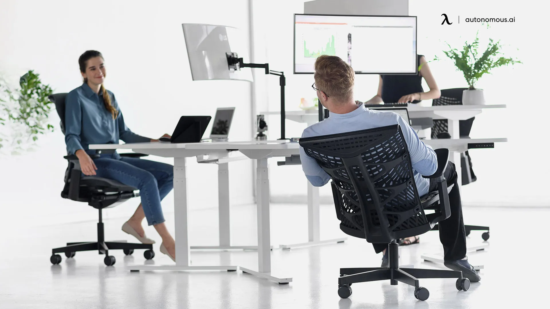 The Role of Ergonomics in Employee Retention and Recruitment