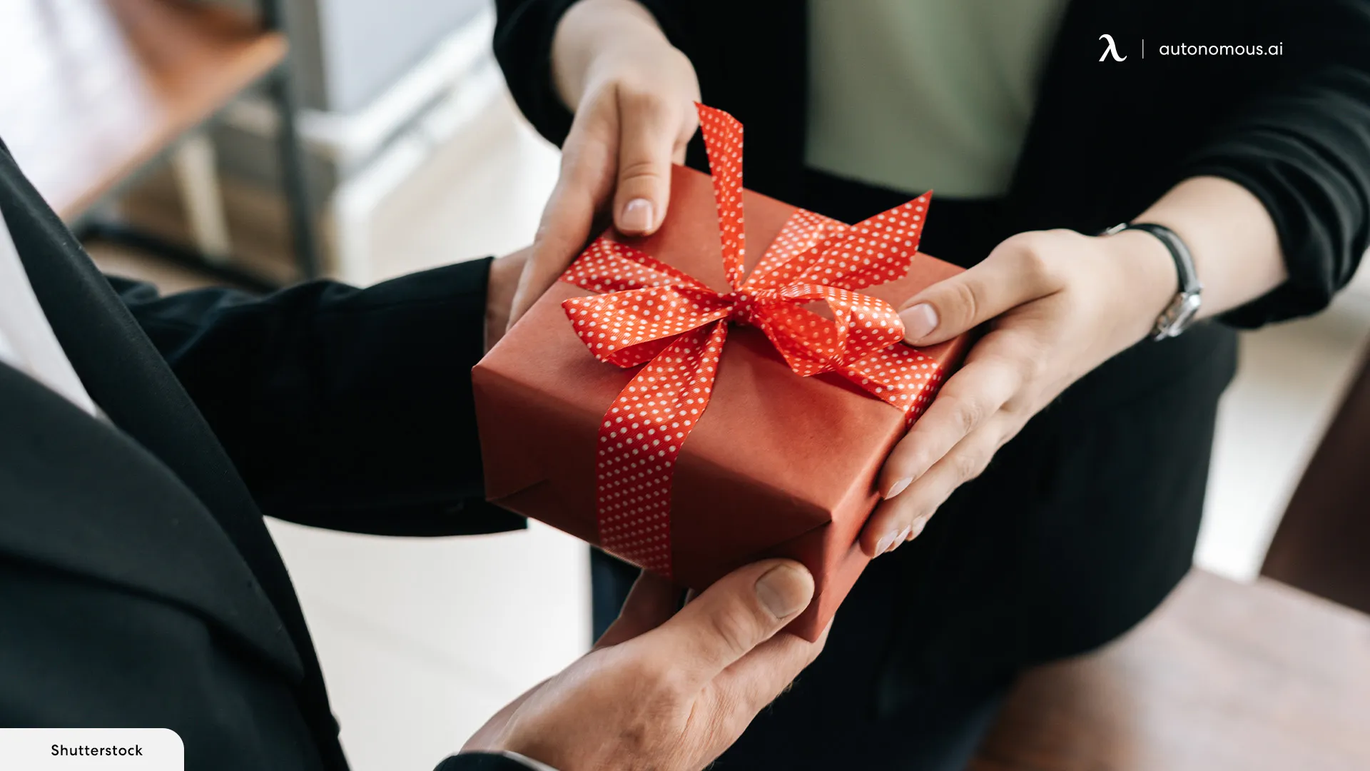 Top Thoughtful Office Manager Gift Ideas to Express Your Appreciation