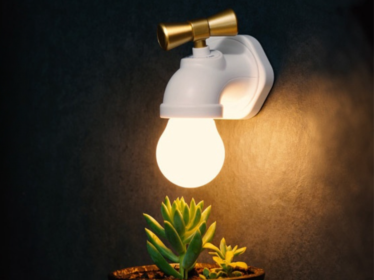 Moody Mouse Smart Faucet Night Light: Elegance Illuminated for Your Space