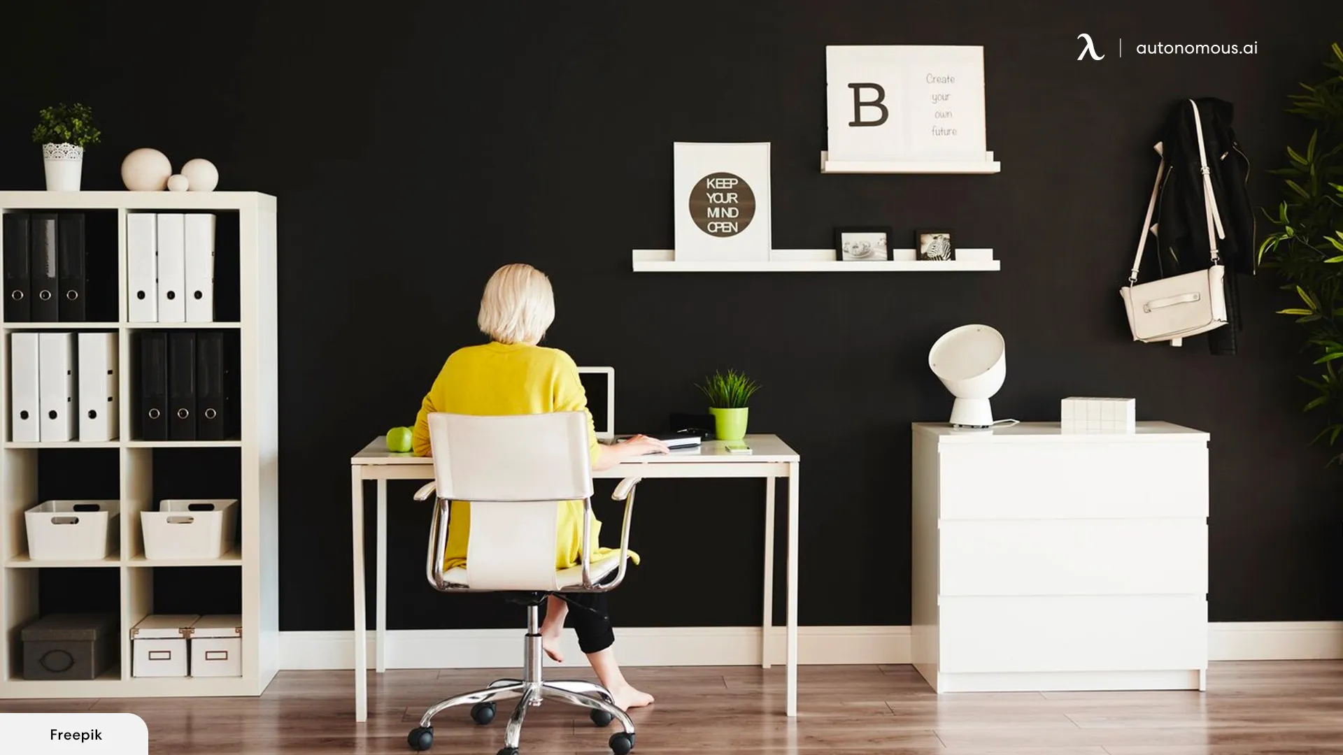 Small Office Décor Ideas for Work for Startup Biz
