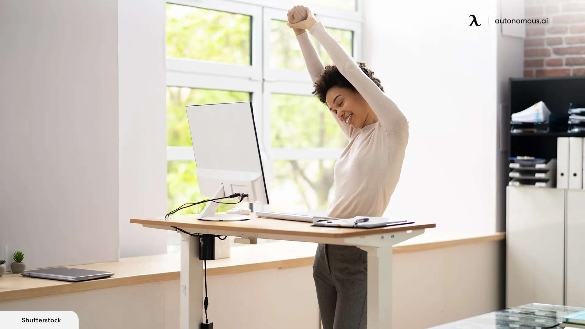 Designing The Perfect Home Office Setup with a Standing Desk