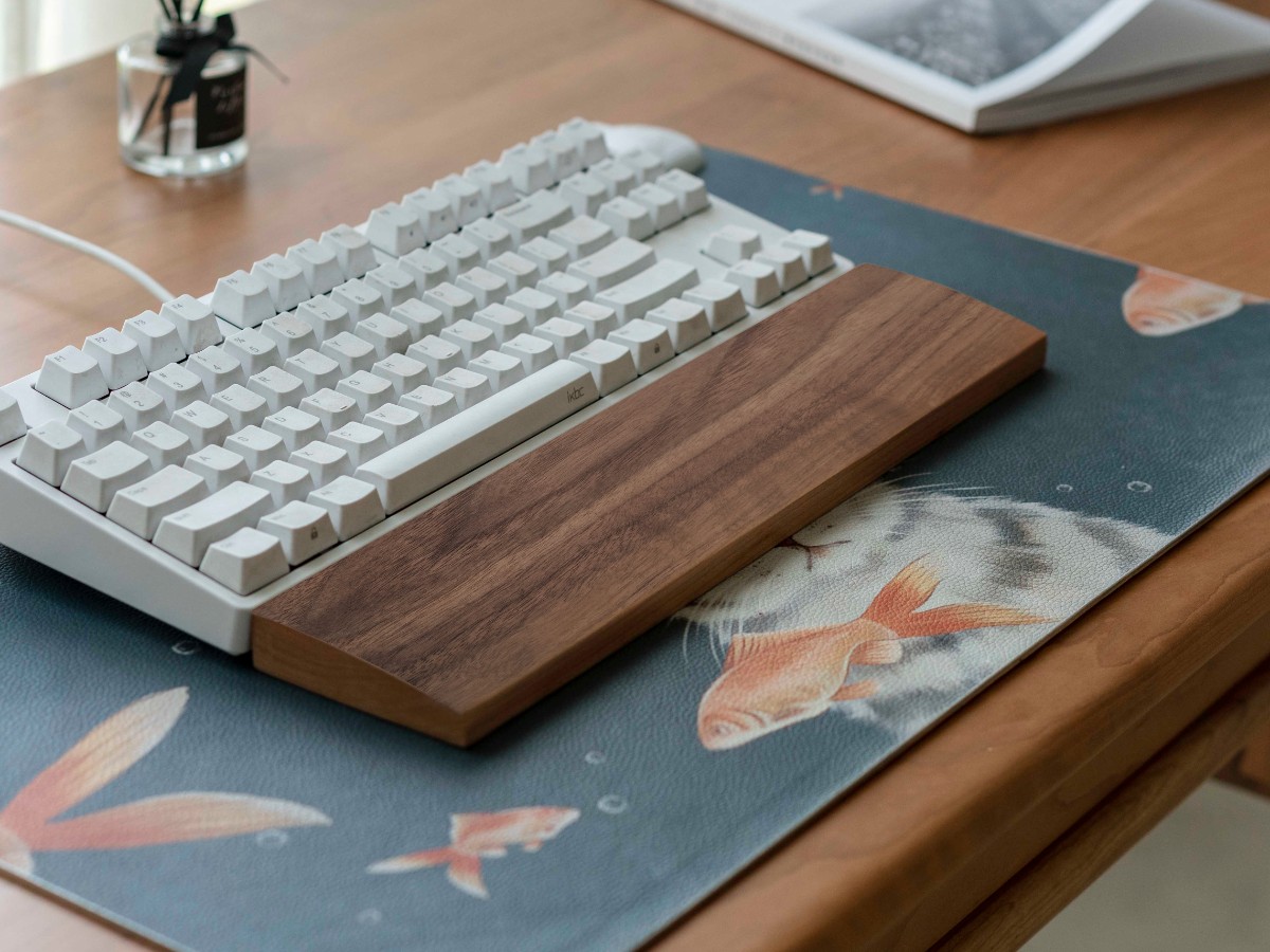 AOTHIA Wooden Wrist Rest