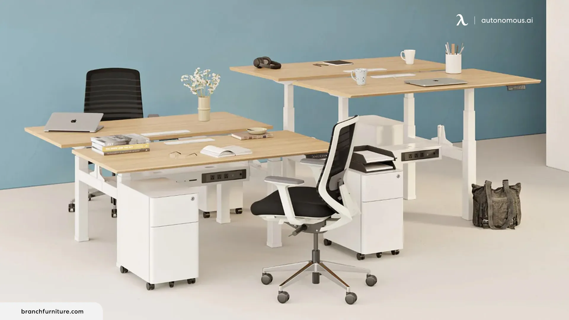 Space Efficiency - double-sided desks with drawers