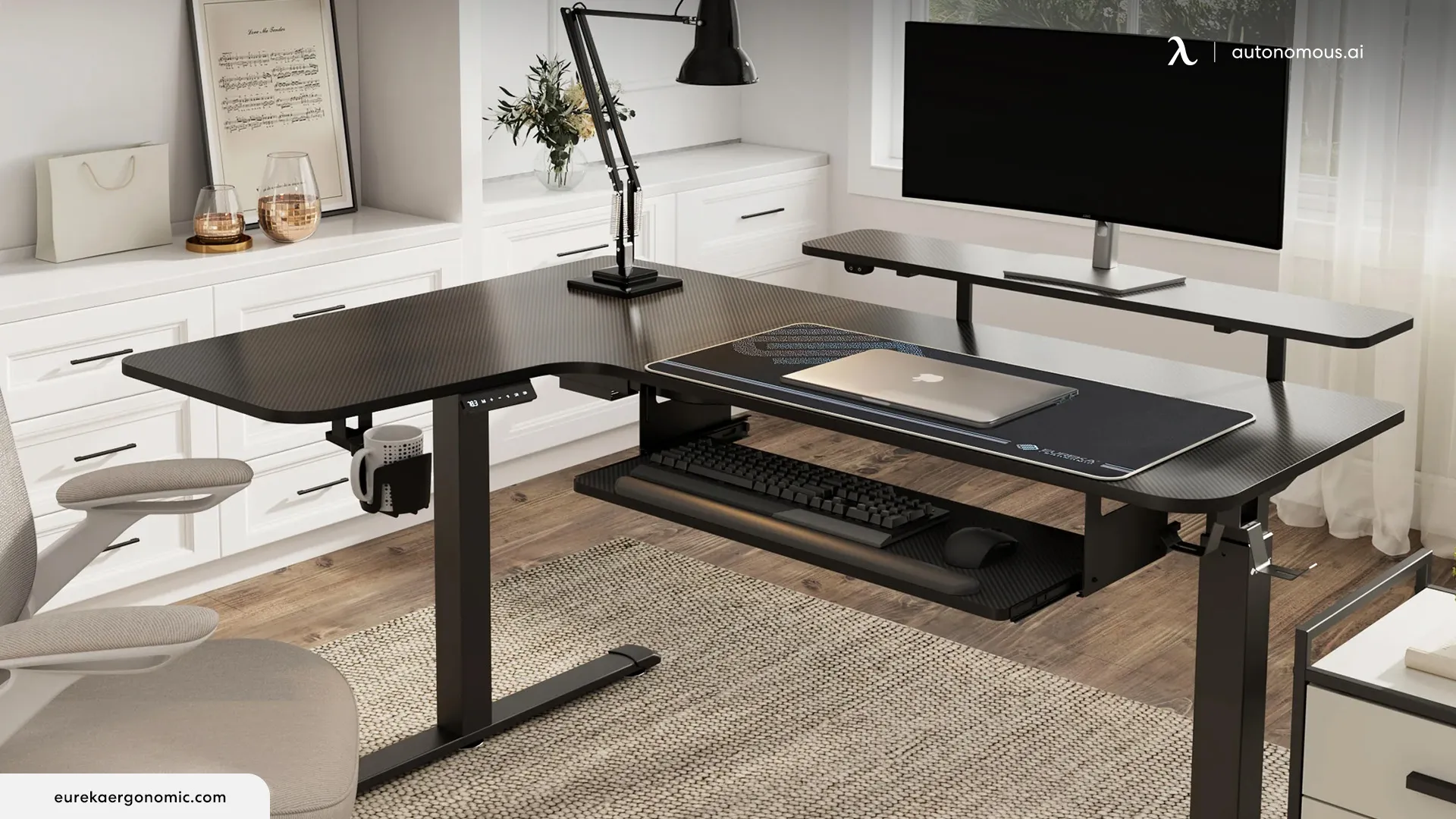The Best Small Office Computer Desks With Keyboard Tray