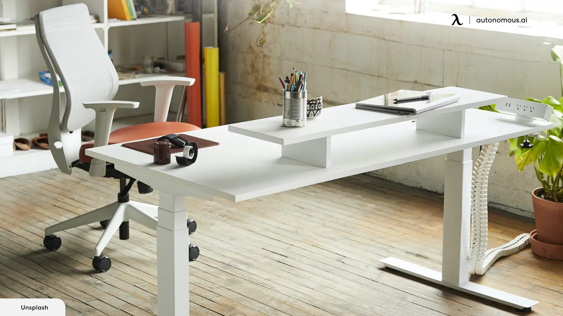 What to Look for in an Adjustable Sit-Stand Desk