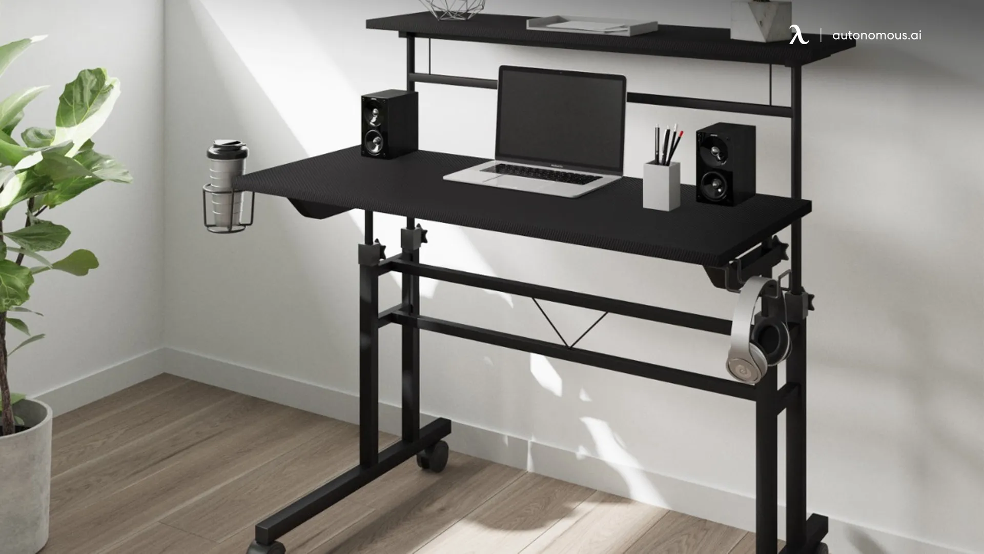 Find The Best Small Office Computer Desks on Wheels