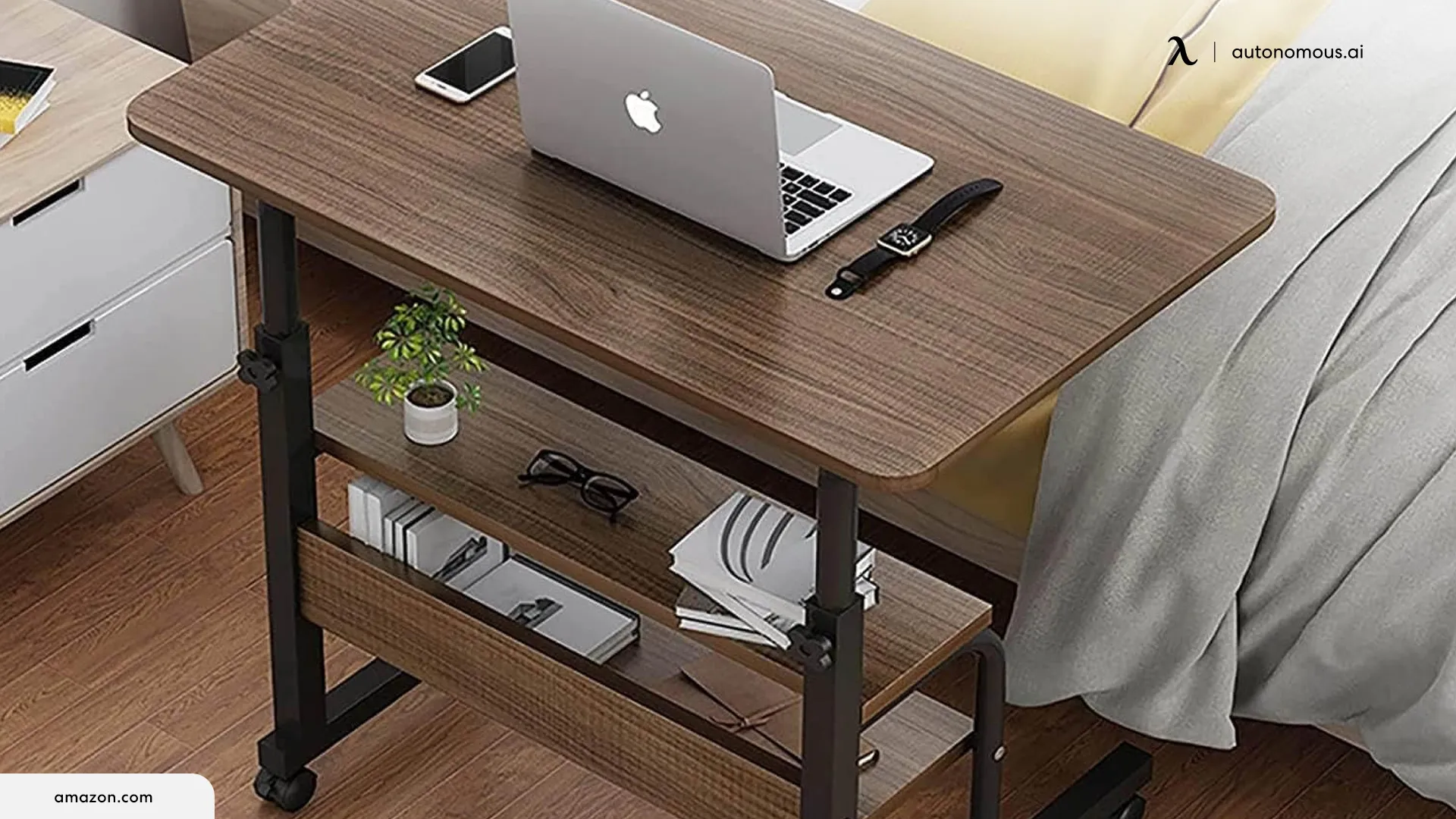 Pros and Cons of Small Office Desk on Wheels
