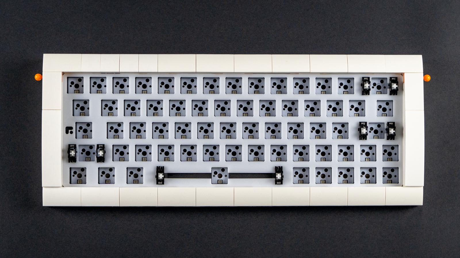 KBDcraft#2 Lilith: A 60% Keyboard with Physical Emojis