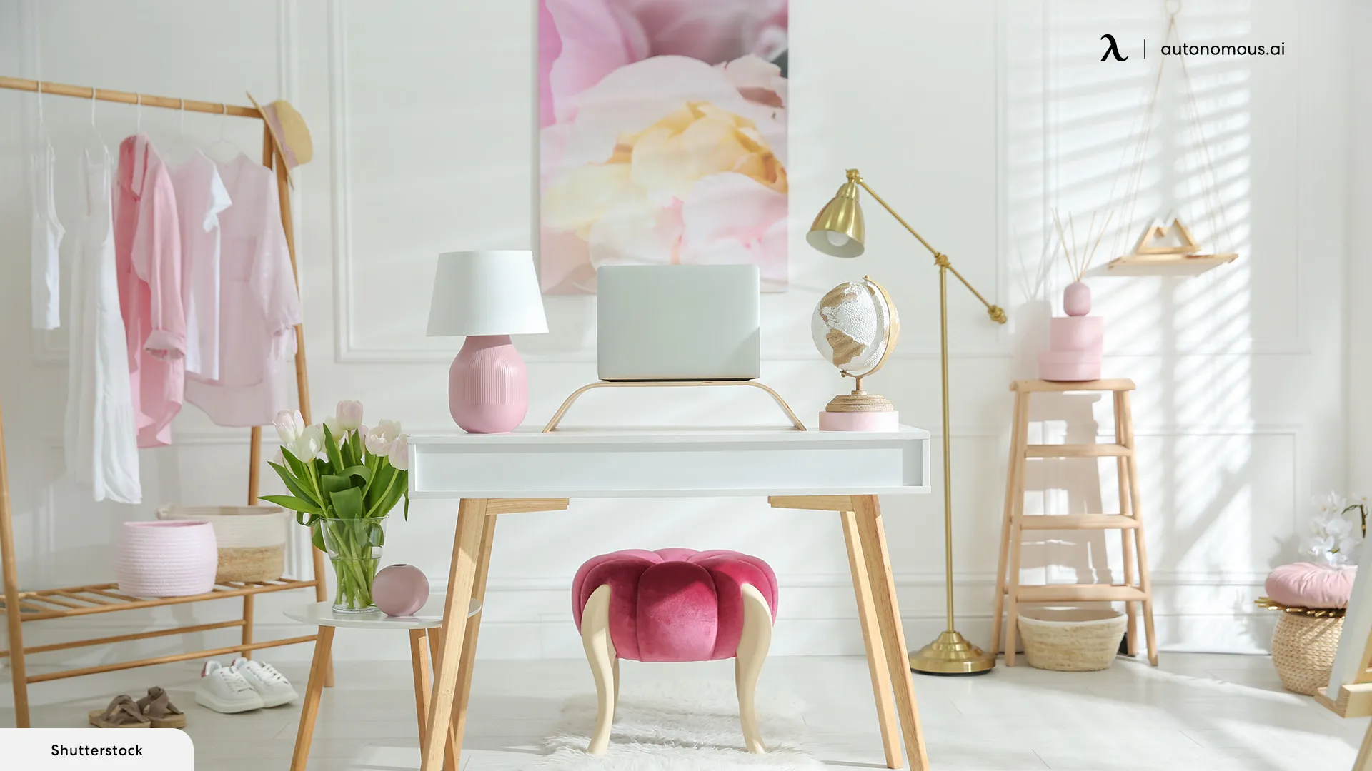 Pink Office Décor Is Not for Everyone
