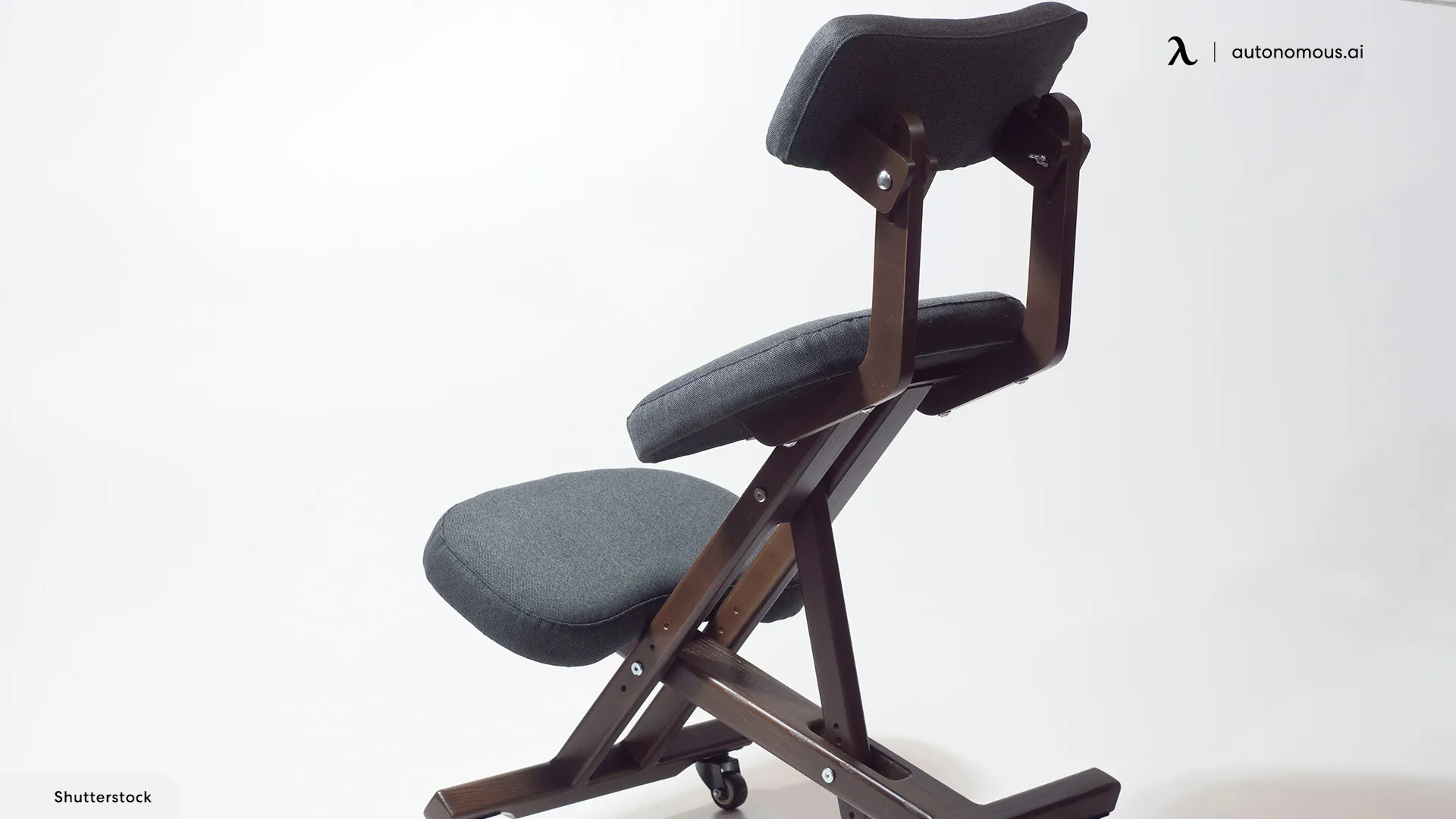 Factors to Consider When Choosing a Kneeling Chair