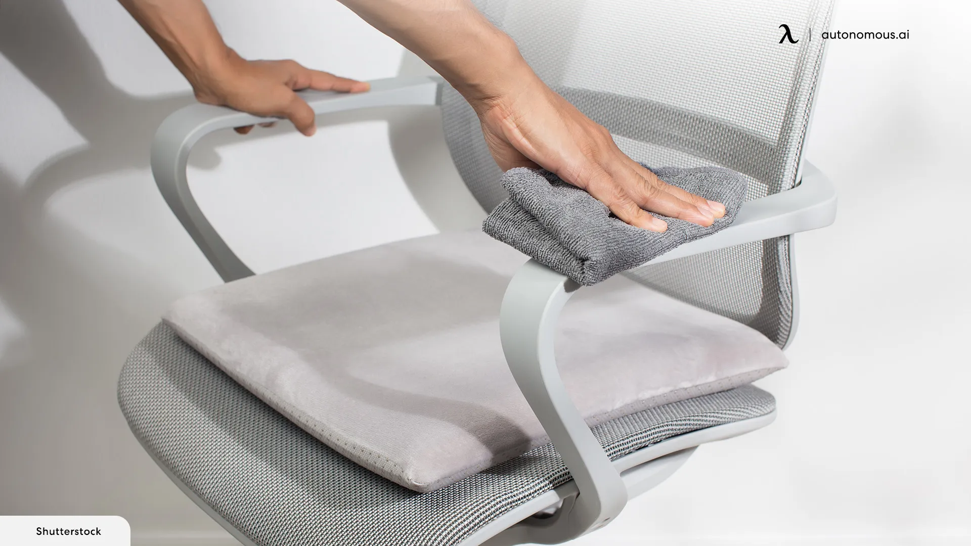 Clean the Surface of Your Chair with a Microfiber Cloth