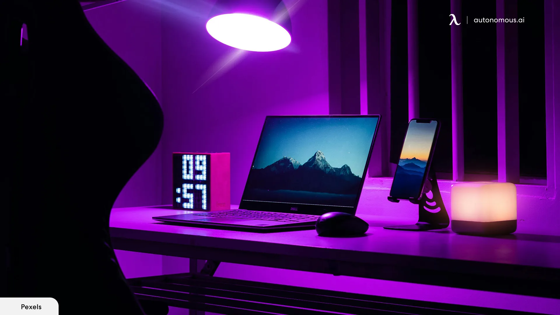 illumination for Laptop Gaming Setup with No Monitor