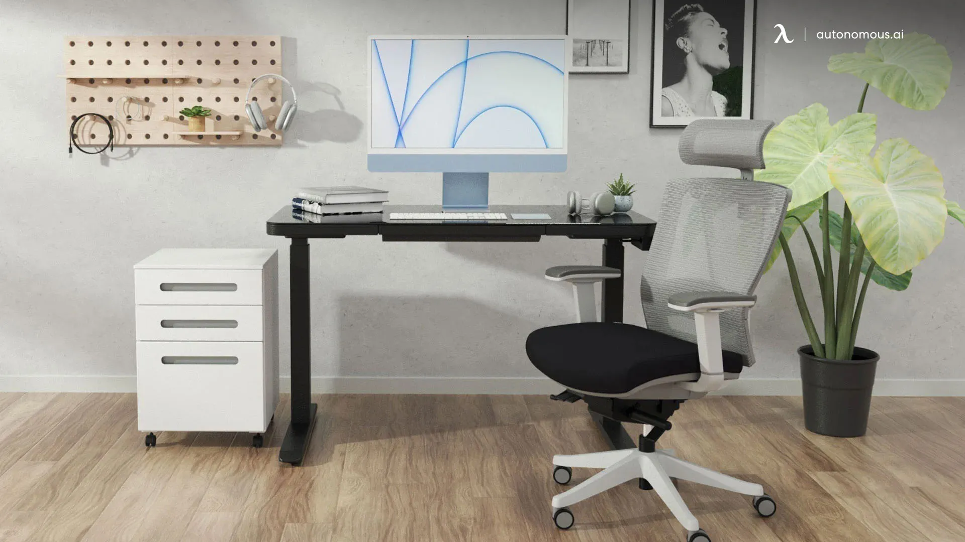The Best Computer Office Desks with Wireless Charging