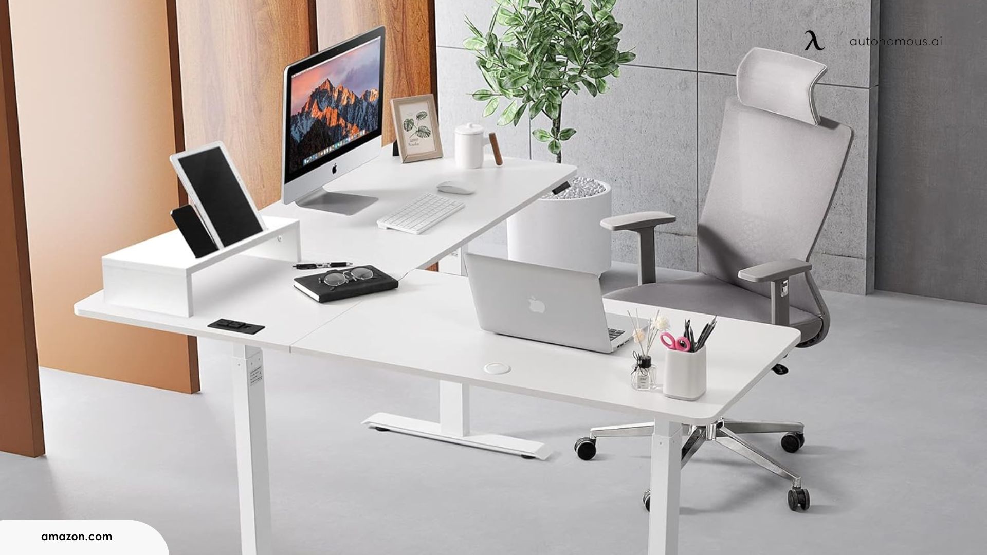 UNICOO L-Shaped Triple Motor Electric Height Adjustable Standing Desk