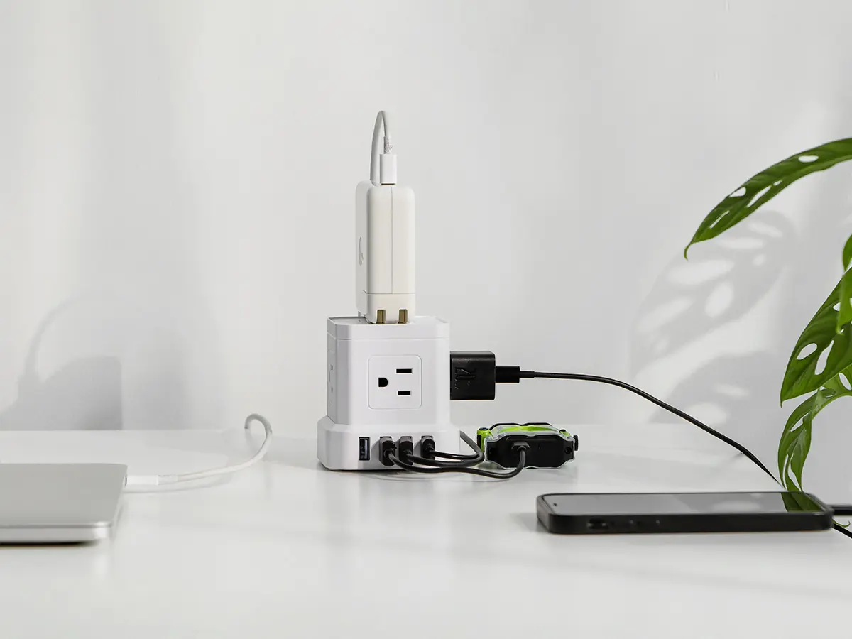 Uncaged Ergonomics Power Cube