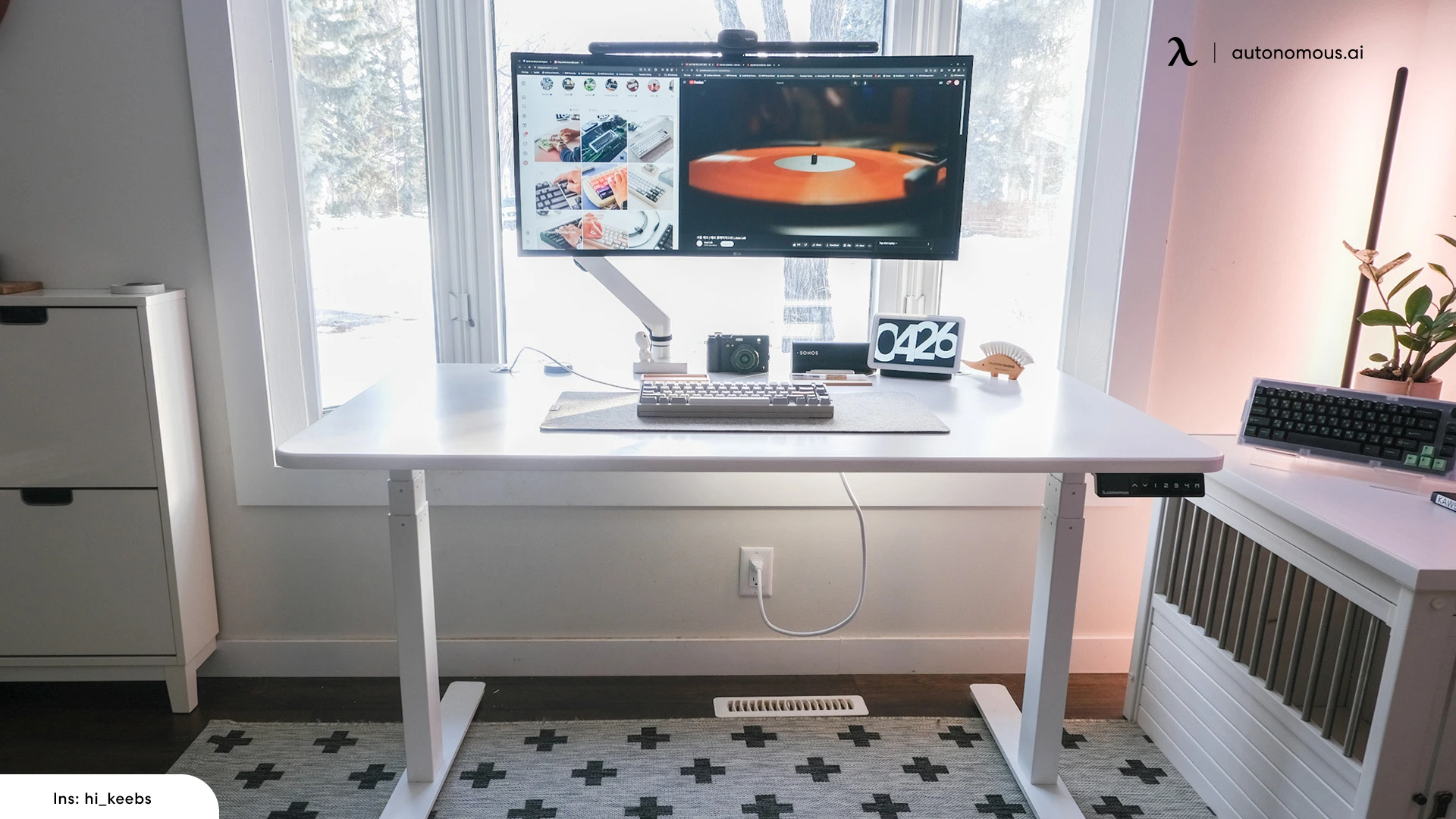 Feng Shui Office Desk: Materials, Placement & Decor Ideas