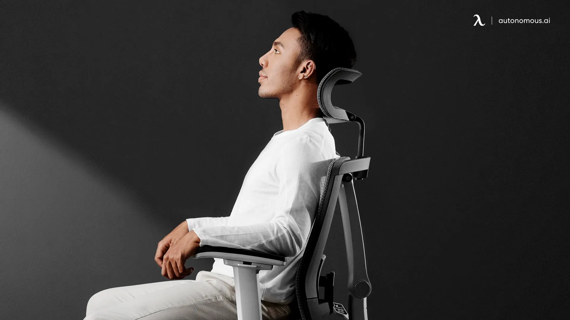 8 Best Ergonomic Office Chairs for Neck Pain