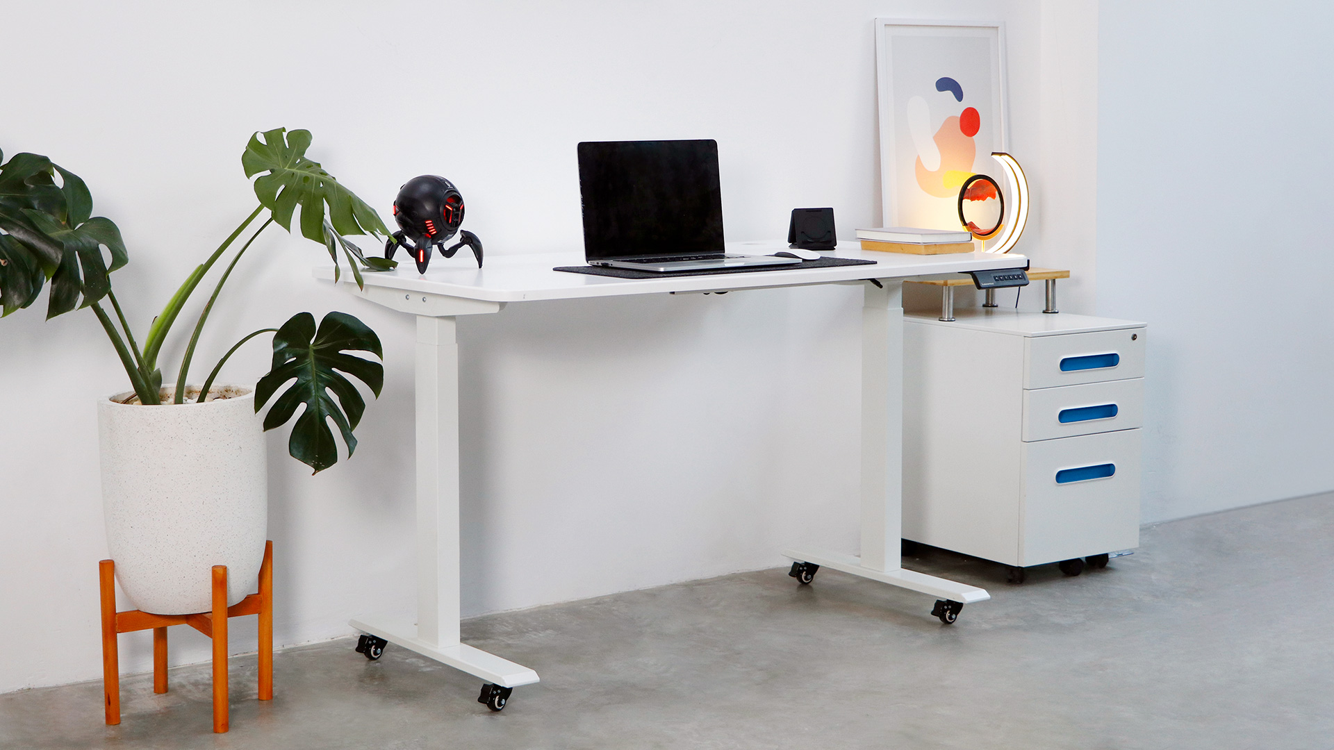 Why Some Standing Desks Shake and Rattle More Than Others