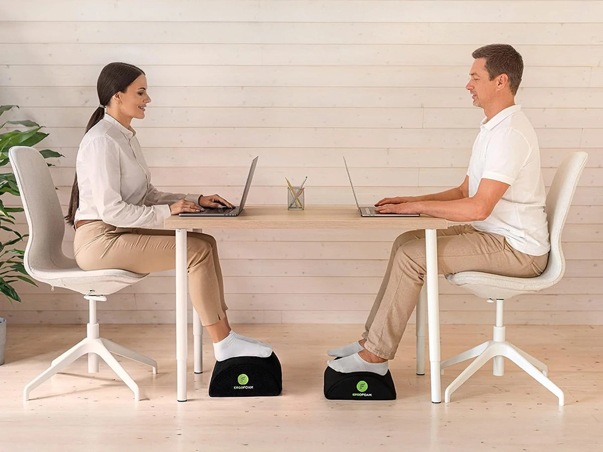 ErgoFoam Foot Rest Under Desk: Tall
