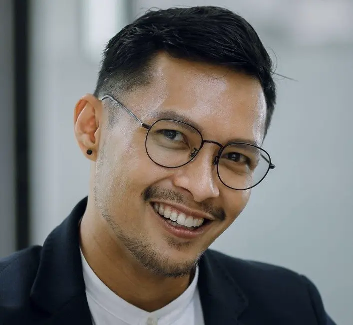 Roi Kirshenboim - Sr. Manager