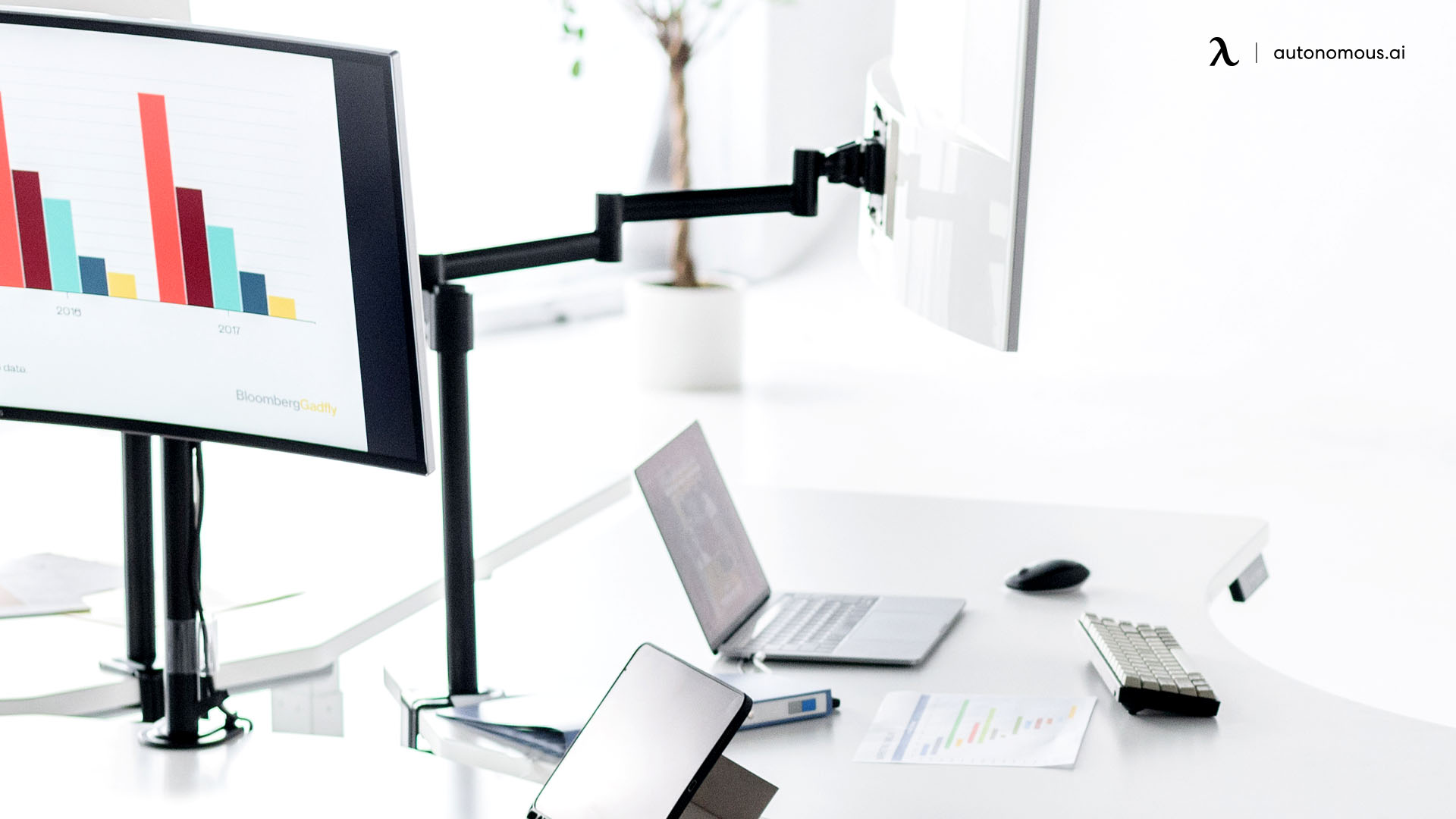 Shop The Best Black Friday Monitor Accessories Deals 2025