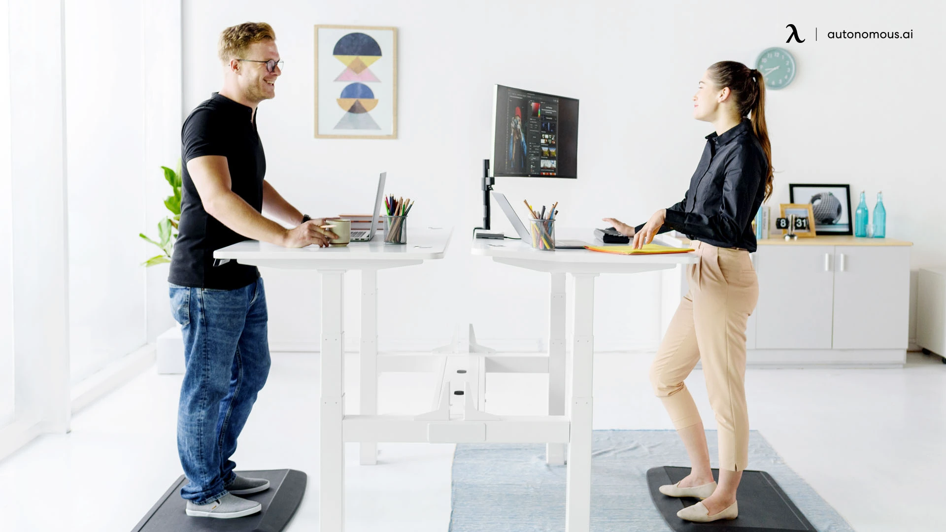 providing privacy and reducing visual distractions