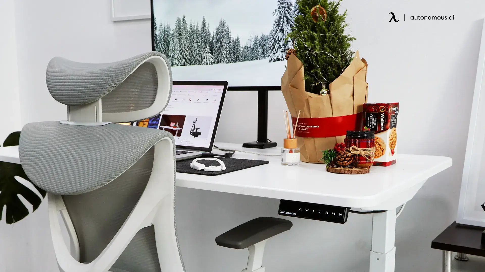 Best Christmas Gifts for Staff That Feel Genuine