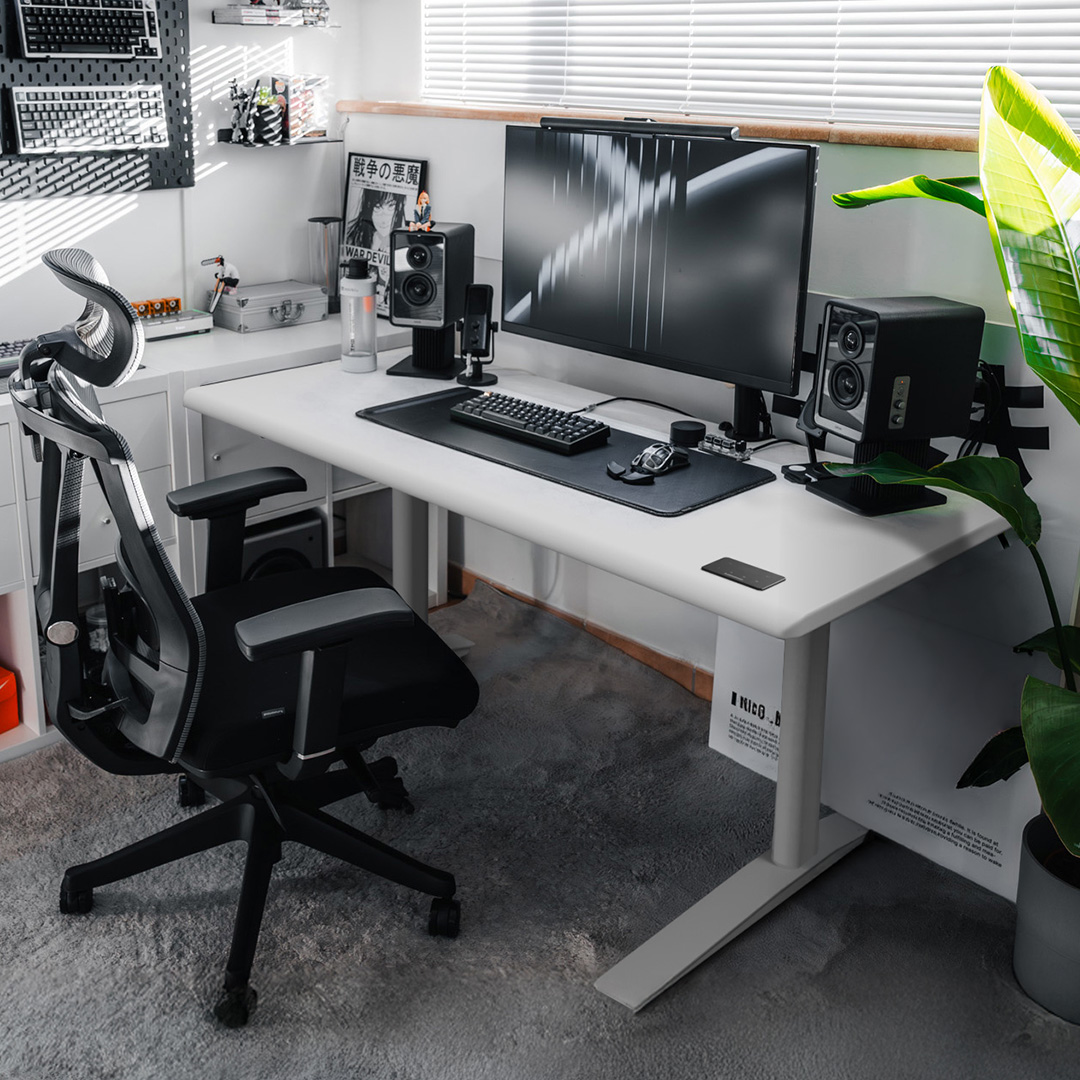 Autonomous Desk Pro Electric Standing Desk 53x29 Pearl White - 53" × 29"