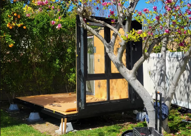 Spring is in the air - Backyard office pod review
