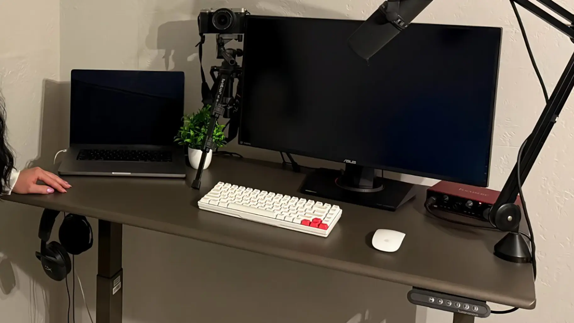 A height-adjustable desk for older students and long study days