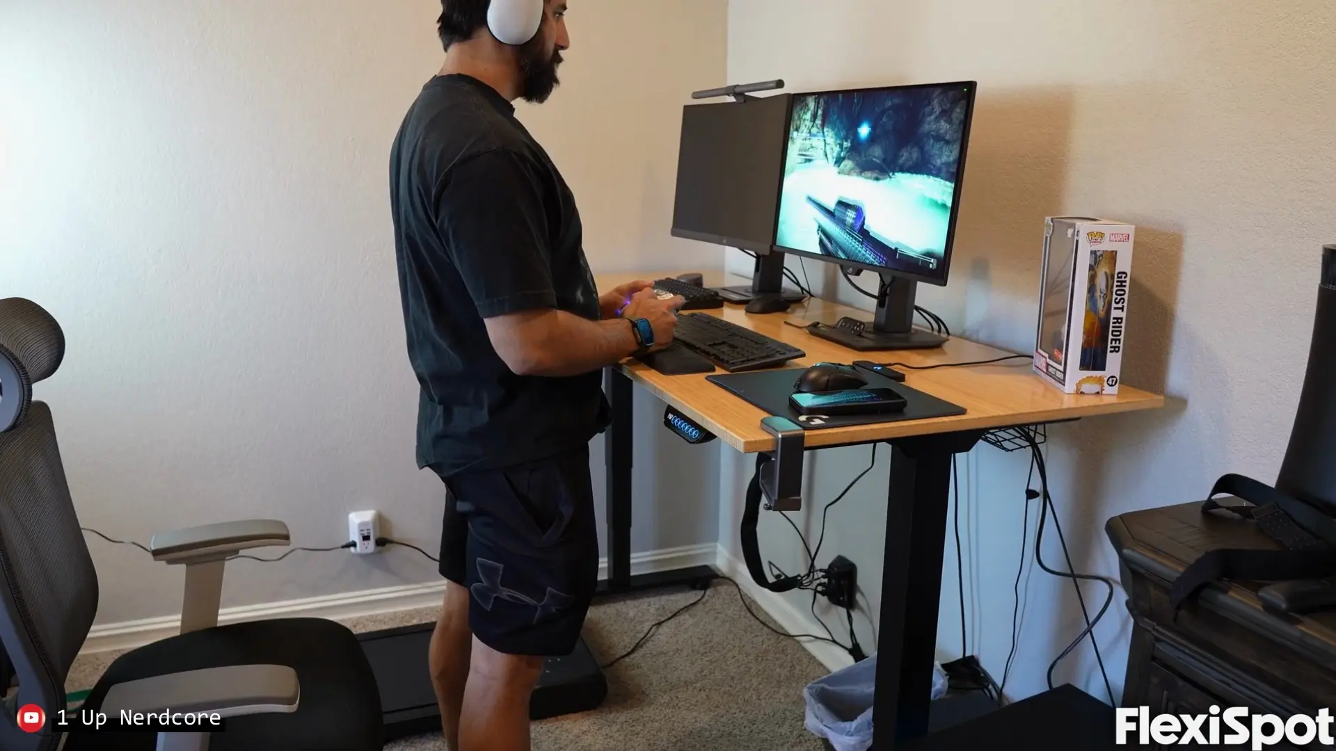 Stability: does either wobble at full height?
